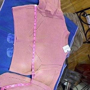 NWT blush pink cropped long sleeve sweater
